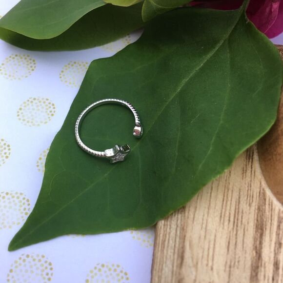 Sterling Silver Star CZ Dainty Toe Ring Midi Ring - Picture 3 of 4